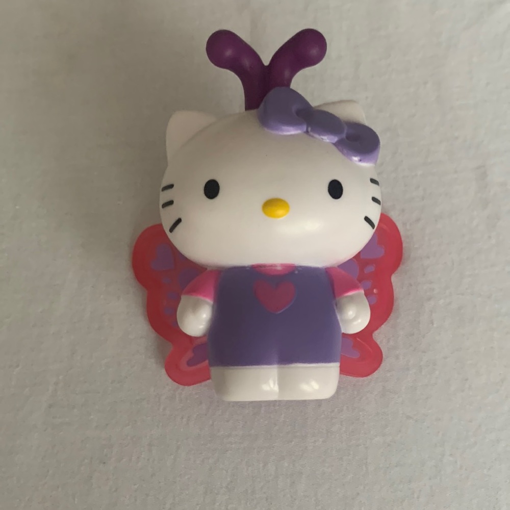Hello kitty toy with wings